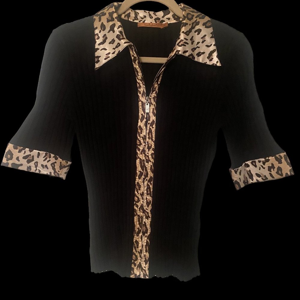 BELLDINI ZIP FRONT SWEATER TOP